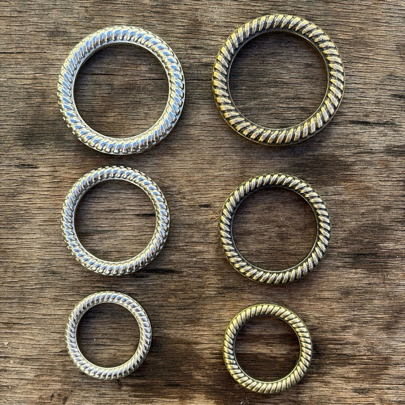 Argola Meia-Coxa Réplica IDÊNTICA de Alpaca N17, N19 e N20