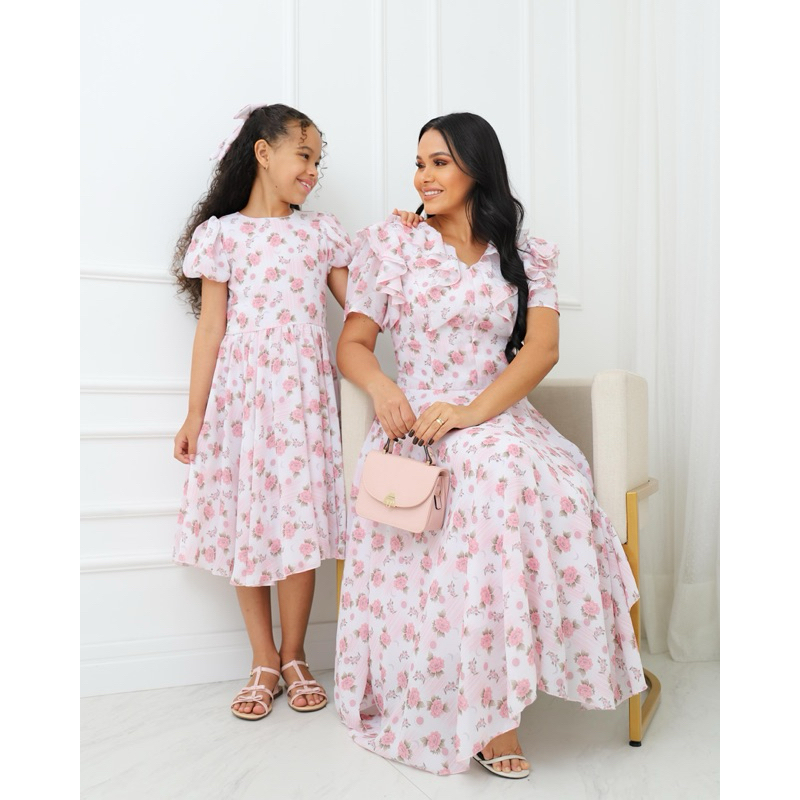 Conjunto Mãe e Filha Moda Evangélica Vestido em Chiffon 2 peças