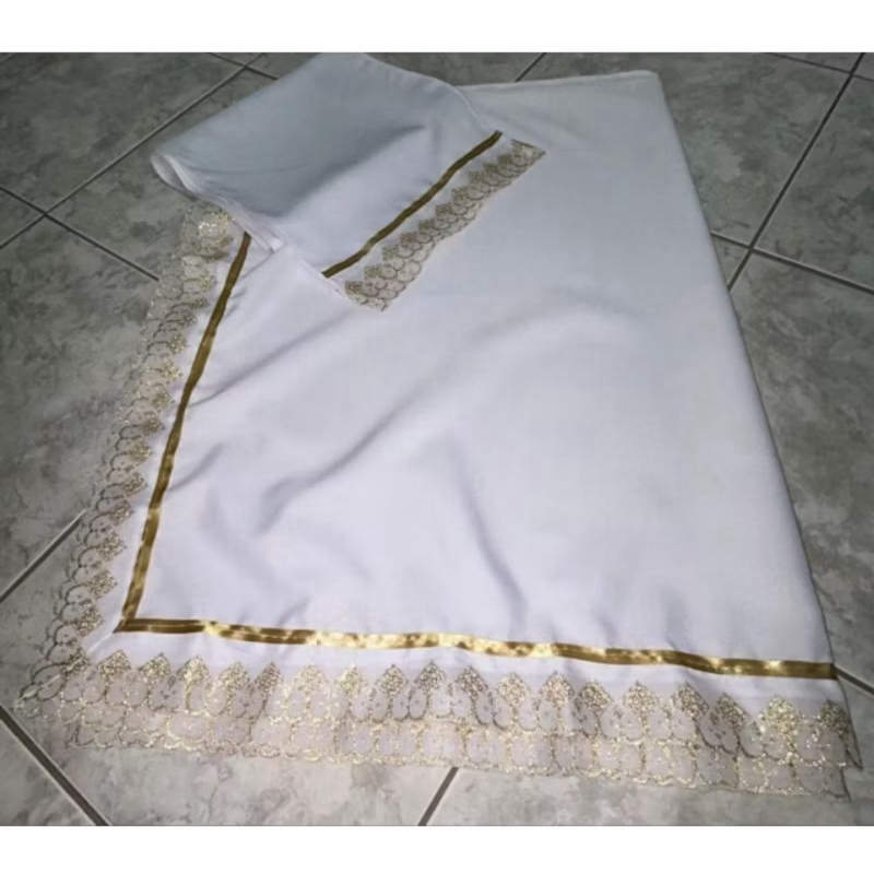 conjunto 2 peça luxo umbanda e candomblé com bordado inglês dourado fita dourada
