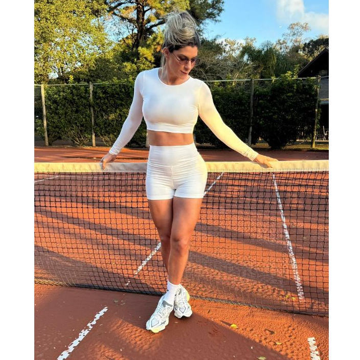 Conjunto Academia Short Curto + Top Manga Longa Cropped Costa Aberta Mini Short Roupa de Academia Treino Inverno