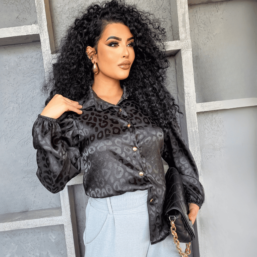 Blusa Camisa Social Cetim Oncinha Feminina Manga Longa Botões Dourados Sofisticado