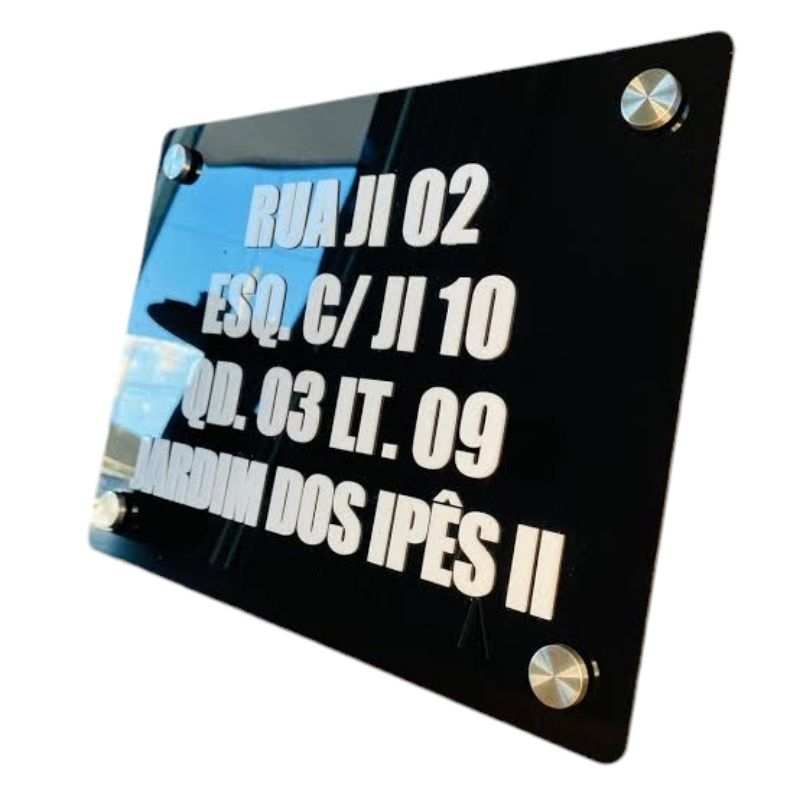 Placa de endereço em acrílico - 30x20. em Oferta na Shopee