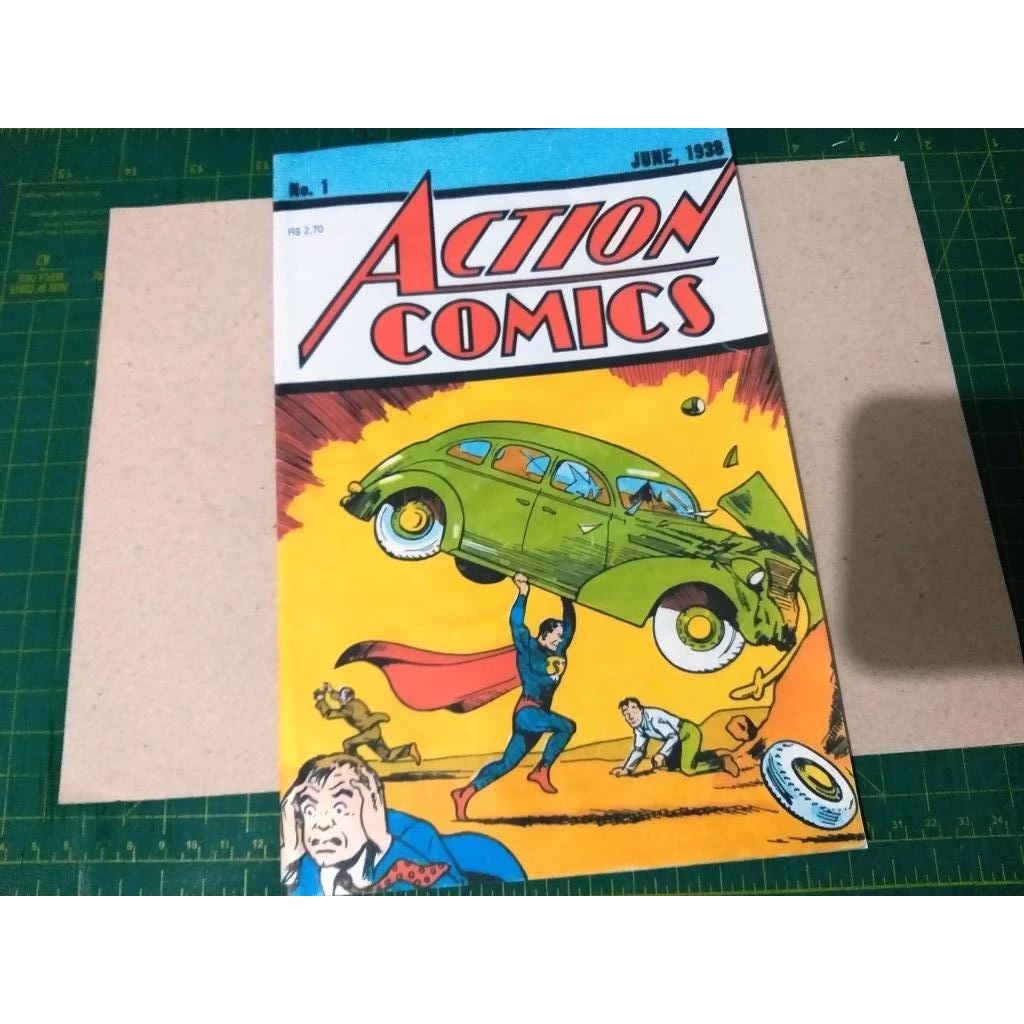 Gibi Action Comics Abril Traduzido Português-BR Superman nº1 facsimile em Oferta na Shopee