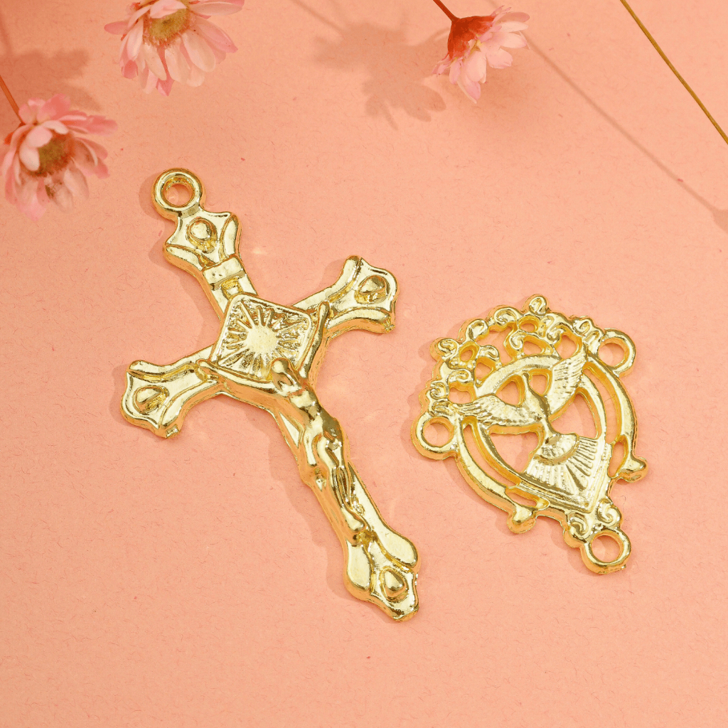 Entremeios Para Terço + Crucifixos Divino Espírito Santo  Alta Qualidade Asas da Fé em Oferta na Shopee