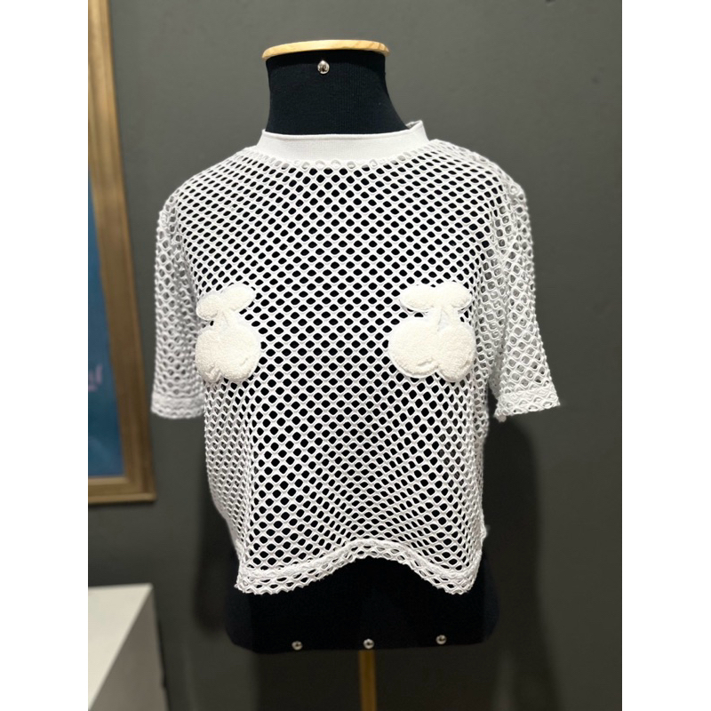 BLUSA RENDADA BRANCA TAMANHO P USADO BAZAR BRECHO