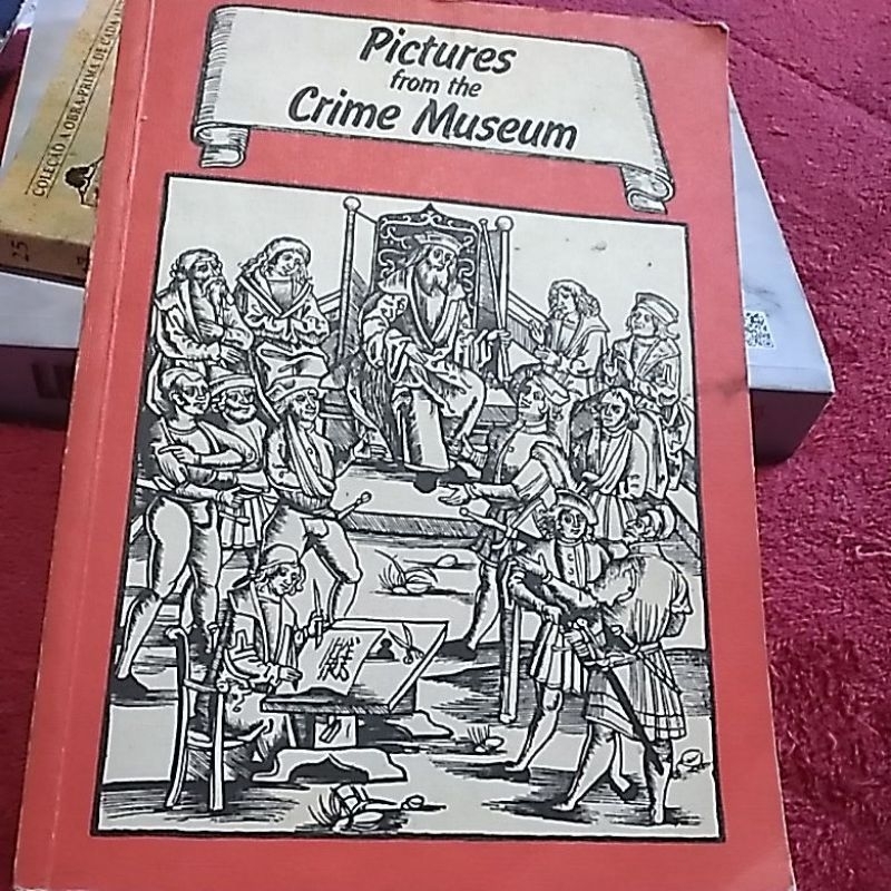 livro pictures from The crime museum