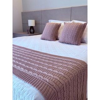 Kit Peseira Manta Cama Casal Queen King + Capas Almofadas Luxo Decorativa Tricot Quarto Sala Sofá FI em Oferta na Shopee