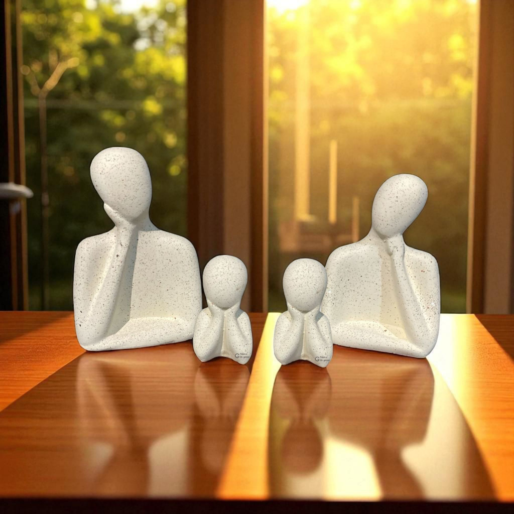 kit família 4 peças Estátua de gesso moderna , Família minimalista arte abstrata na cor bege em Oferta na Shopee