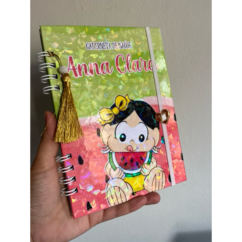 CADERNETA DE VACINAÇÃO LUXO MAGALI PERSONALIZADA | CAPA DURA COM NOME | ENVIO RÁPIDO | EFEITO BRILHOSO MAGICO