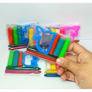 10/20/30 Kit massinha + cortador + 2 giz de cera lembrancinha em Oferta na Shopee