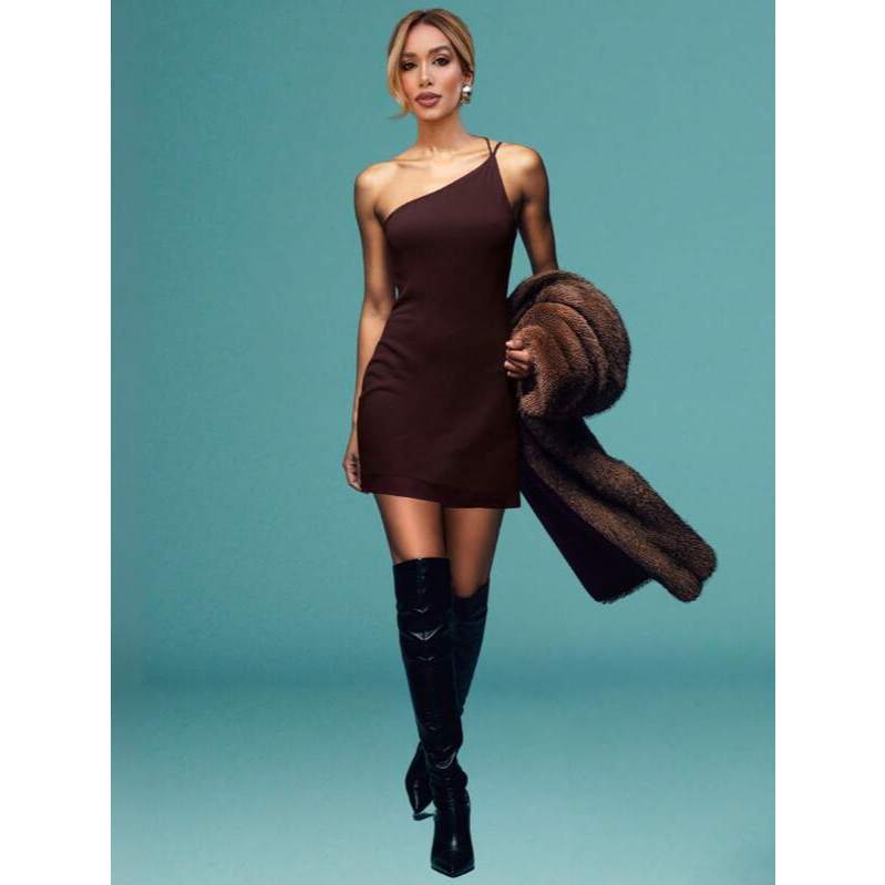 Vestido Curto Assimétrico de Alça Fina – Justo, Sexy e Elegante Look Noite Balada Festa