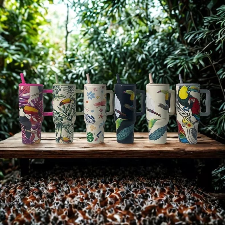 O que é Copo com Alça Personalizado? Guia e Onde Comprar | BuscaProdutos