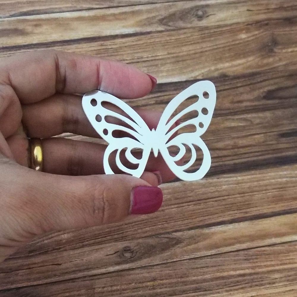 Borboletas Decorativas Vazadas – Lamicote Prata  – Aplique Borboleta–  Lembrancinhas e Festas
