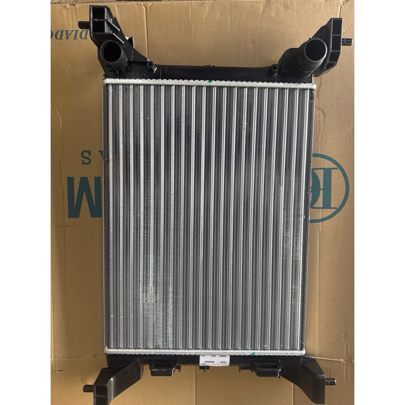 Radiador Denso Fiat Fiorino / Mobi / Palio 1.0 / 1.4 / 1.6  2011 a 2020 denso