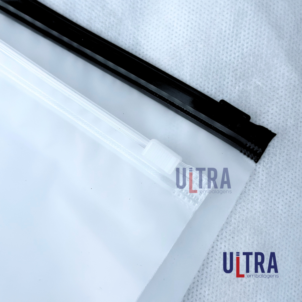 Saco Zip Fosco Para Roupa com 50 Unidades