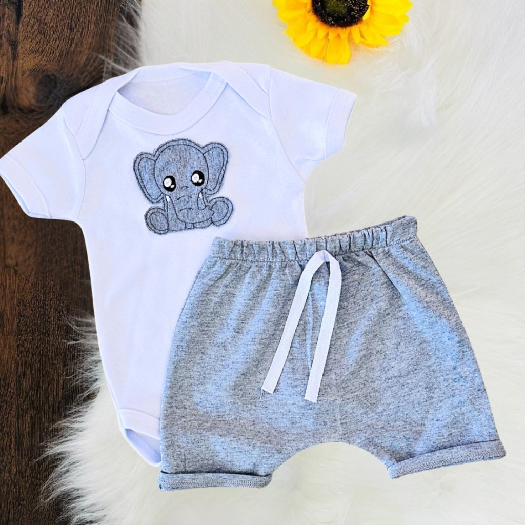 Conjunto Bebê Menino Bordado Elefante em Algodão Body Aplique Bordado e Bermuda roupinha conjuntinho