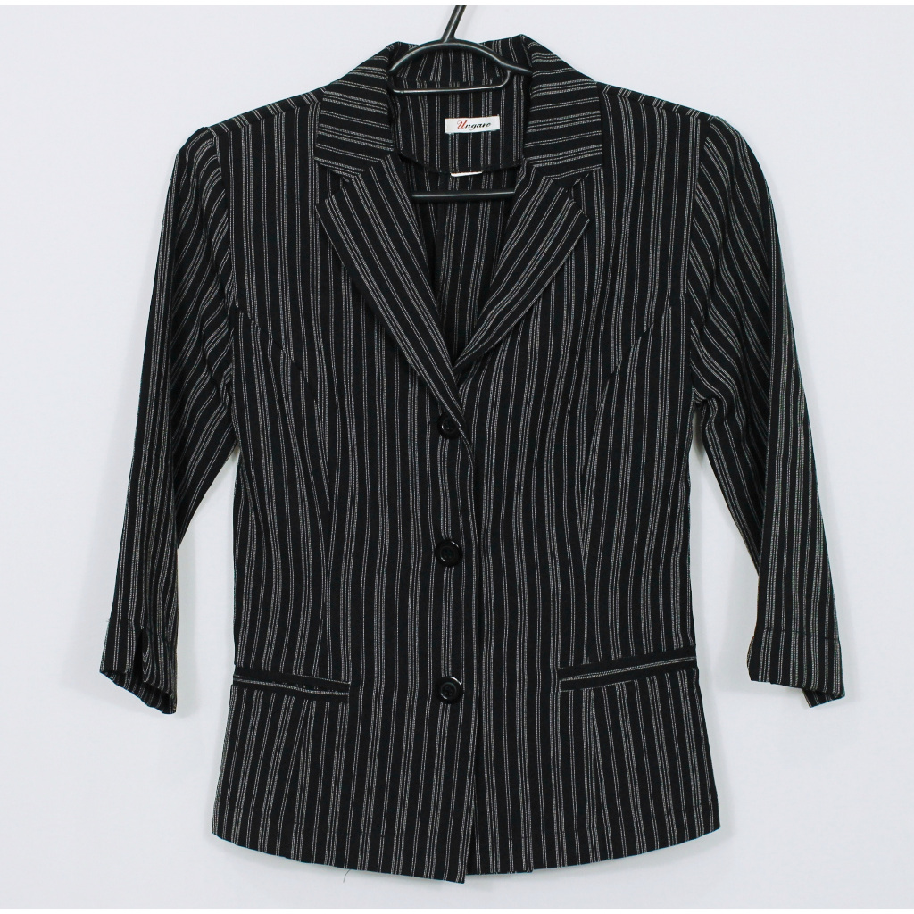Blazer social alfaiataria feminina risca de giz preto e branco - Veste PP - Ref. 4412 (brechó)