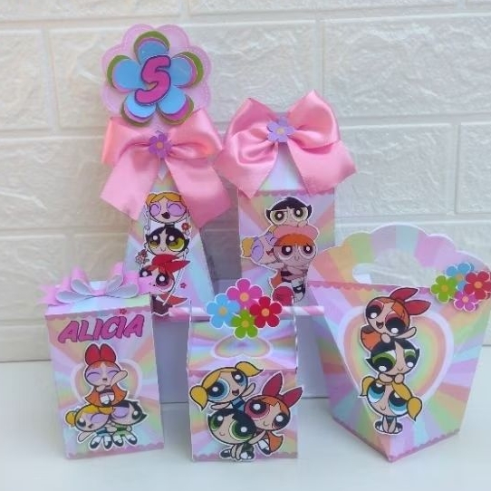 kit clássico de caixinhas personalizada para lembrancinhas aniversário, tema meninas super poderosas, leia a descrição.