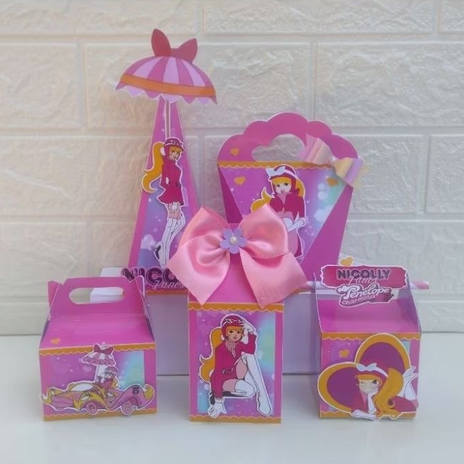 kit clássico de caixinhas personalizada para lembrancinhas  de aniversário, tema Penélope charmosa, leia a descrição.