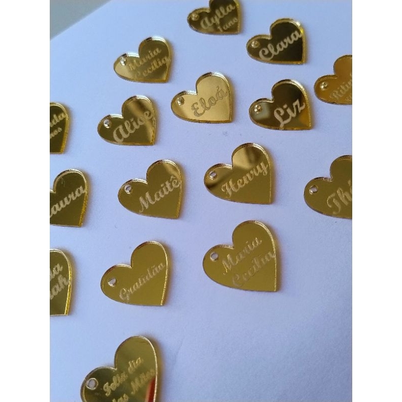 kit tags de coração de acrílico dourado espelhado personalizado com 2 cm de comprimento para lembrancinhas em Oferta na Shopee