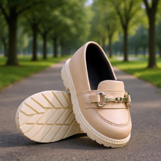 Mocassim Infantil Feminino Argola e Corrente Conforto Estilo Antiderrapante em Oferta na Shopee