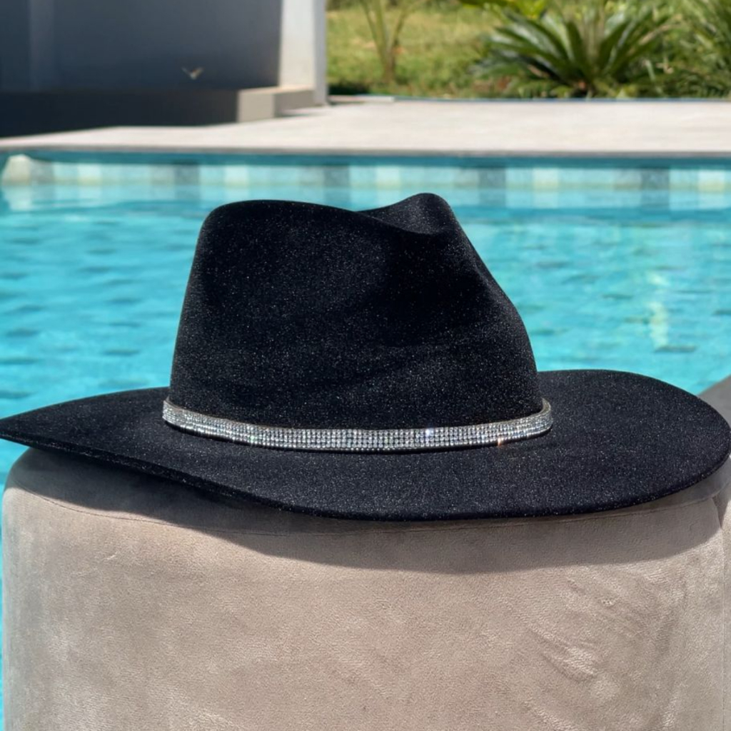 Chapéu Mundial Feminino Preto - Comprar com Melhor Preço em Bonés, Chapéus e Toucas