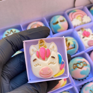 Ejetor de brigadeiros massas Unicórnio confeitaria em Oferta na Shopee