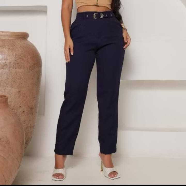 Calça Feminina Social Alfaiataria Com Bolso Lateral Ziper na Frente Com Cinto Forrado