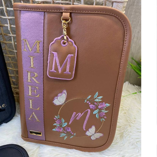 CAPA DOCUMENTOS E CARTEIRA DE VACINAÇÃO BEBÊ - SINTETICO LUXO / LINHO LUXO SUZE ATÊLIE em Oferta na Shopee