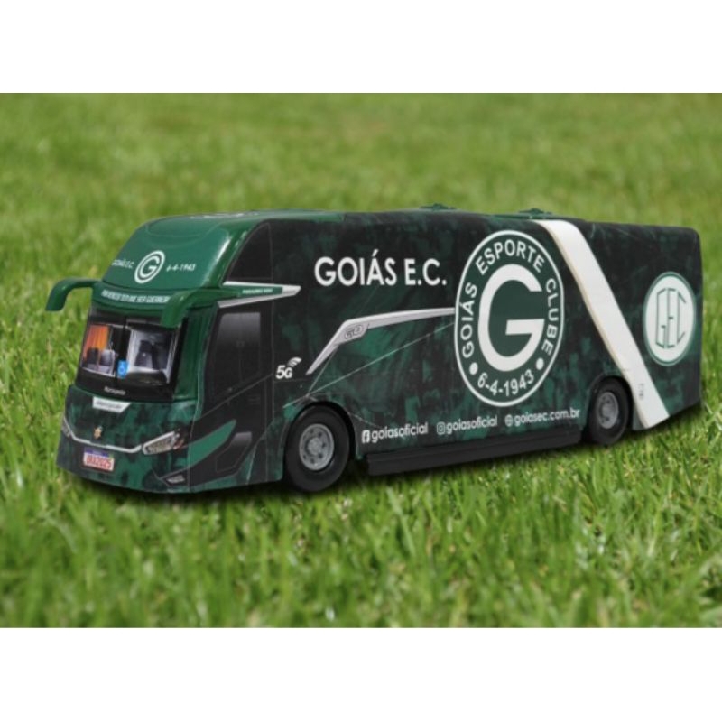 Brinquedo em miniatura de ônibus Time Goiás verdão, modelo Marcopolo Paradiso G8 lançamento colecionável 25 centímetros.