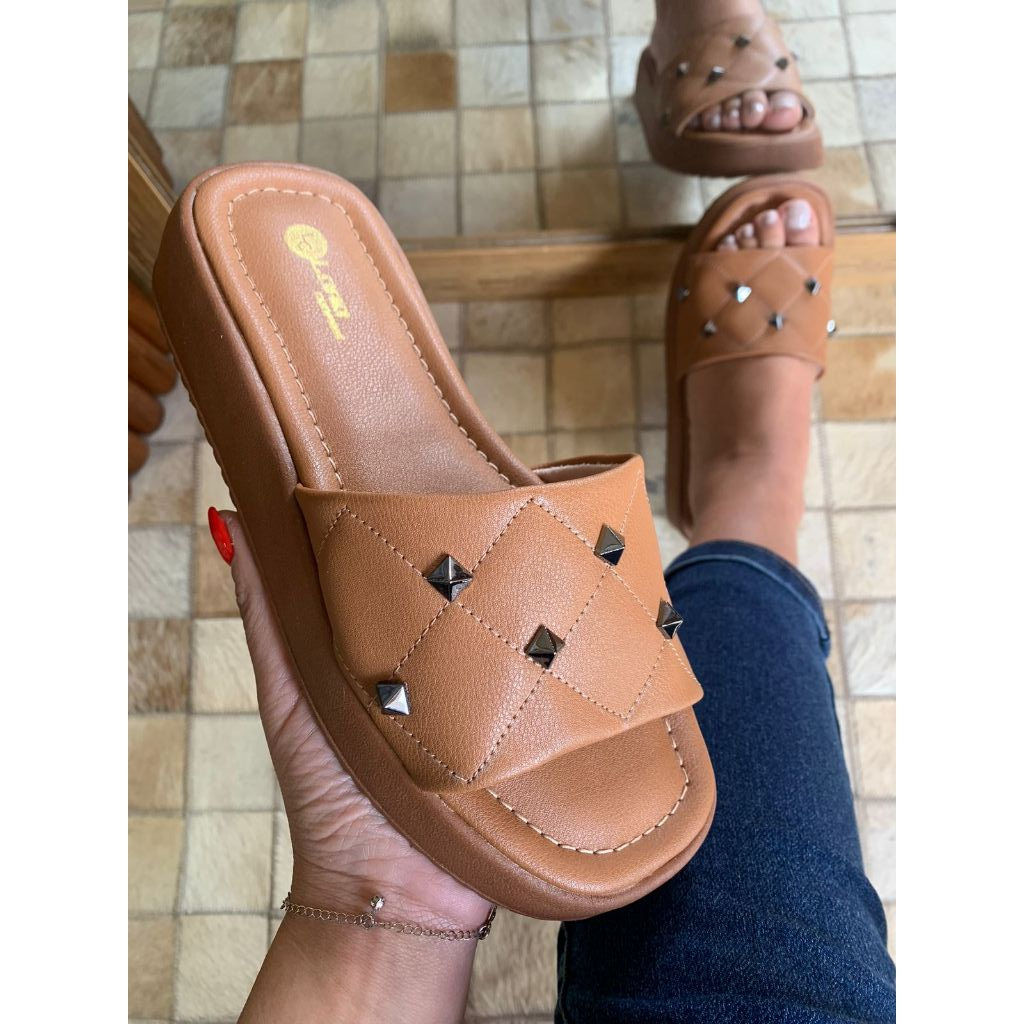 Sandália Papete Feminina com Spike Tamanco Plataforma Feminino Plataforma Flatform