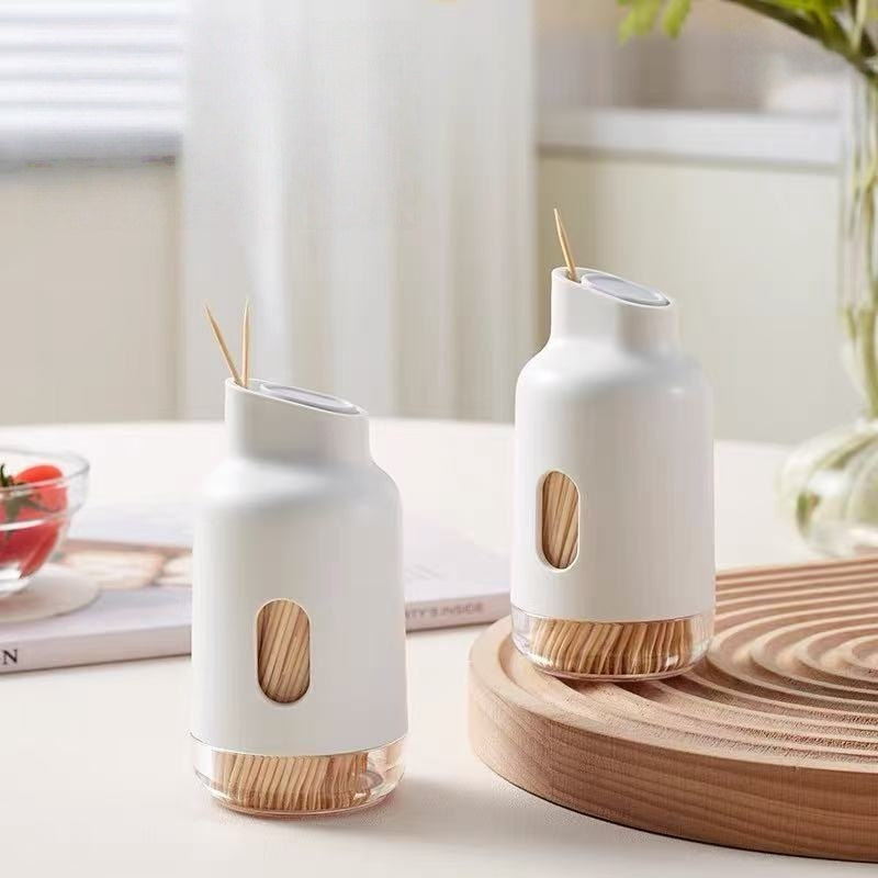 Caixa de palitos portátil com tampa deslizante, durável, design fofo e palitos inclusos em Oferta na Shopee