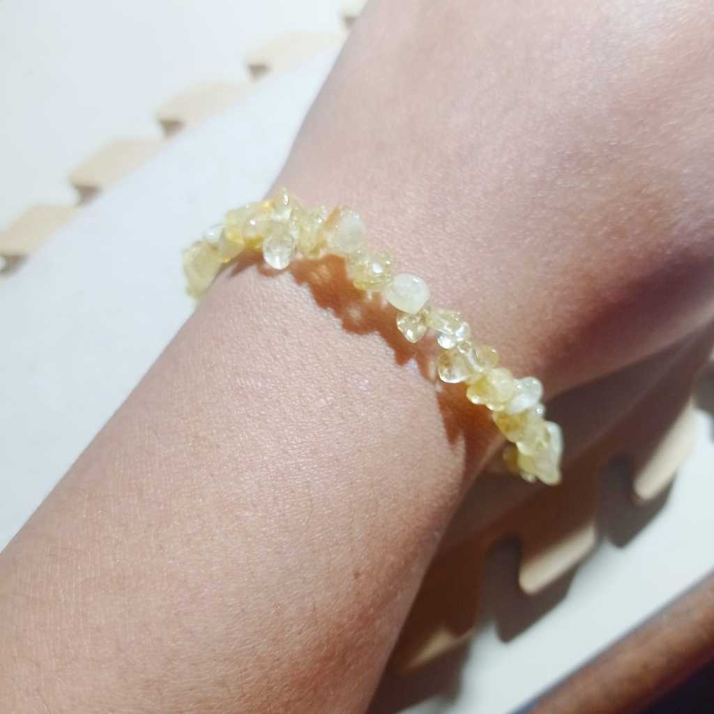 Pulseira de pedra natural citrino em cascalho lindos amarelinho pedra do sucesso