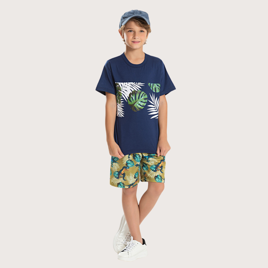 Conjunto Verão Menino  Camiseta e Bermuda Folhagens e Dinossauros