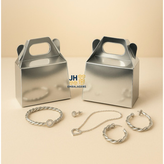 100 Caixinha Sacolinha embalagem para jóias, bijuterias, doces, lembrancinhas. Caixa Mini Maletinha PRATA em Oferta na Shopee