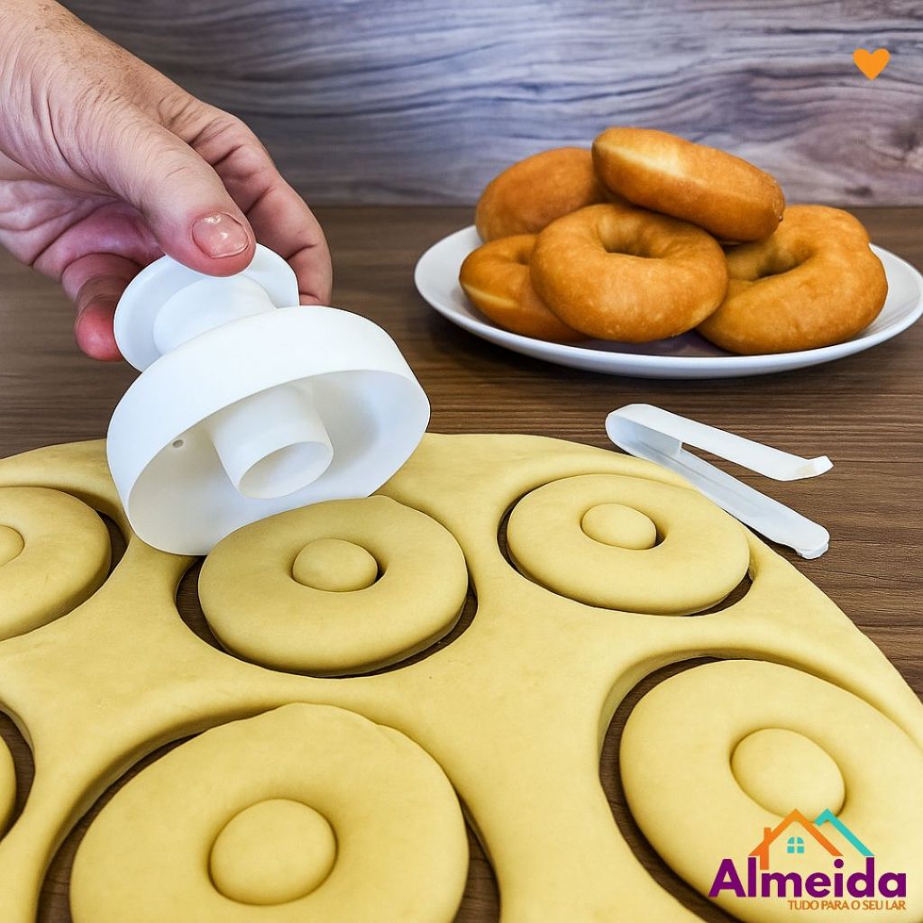 Cortador Modelador De Donuts Com Pinça Para Cobertura Prático e Fácil em Oferta na Shopee