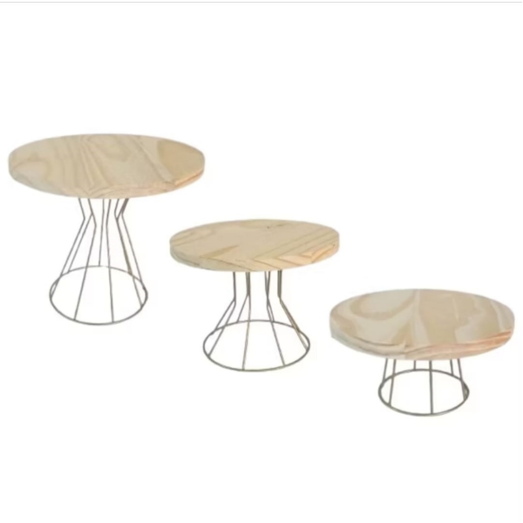 Kit com 3 Boleiras Doceiras em Ferro Dourado p/Festas