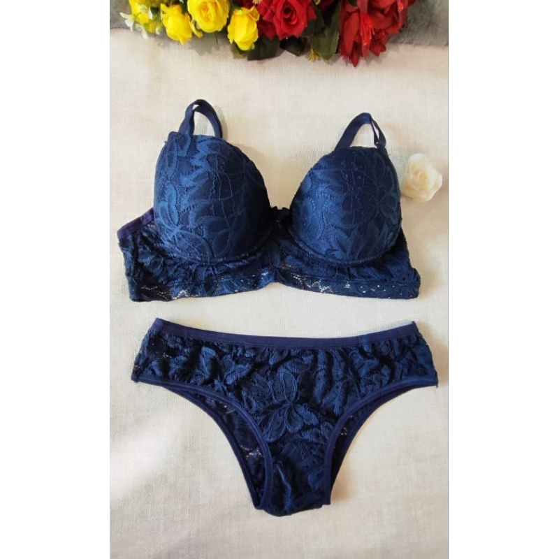 Conjunto de Sutiã e Calcinha / Conjunto Feminino Luxo/ Sutiã e Calcinha rendada