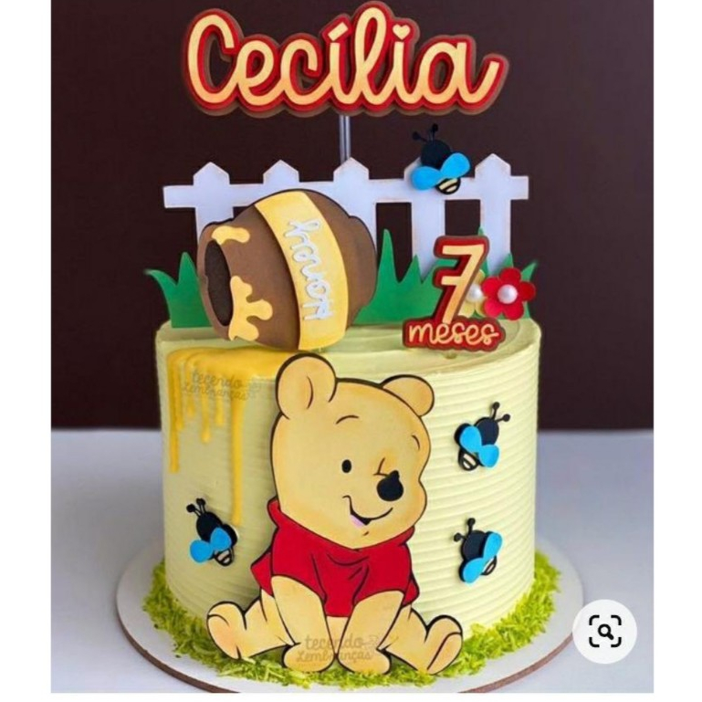 TOPO DE BOLO URSINHO POOH ANIVERSÁRIO MESVERSÁRIO Topo de bolo, topper de bolo, festa de aniversário, temático,