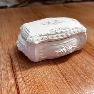 Porta Joia em Gesso Cru em Oferta na Shopee