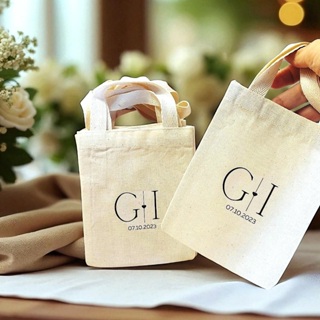 10+ Sacolinha Minibag Iniciais Finas do Casal - Lembrancinha de Casamento em Oferta na Shopee