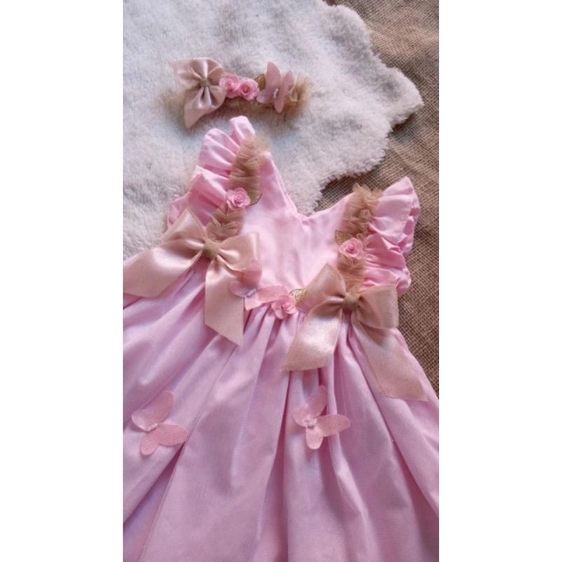 fantasia jardim encantado, jardim das borboletas, jardim encantado, vestido jardim encantado rosa