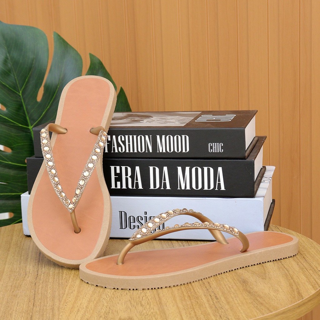 Rasteirinha Feminina Strass Pérolas Chinelo Elegante Confortável Delicado Casual Para Verão