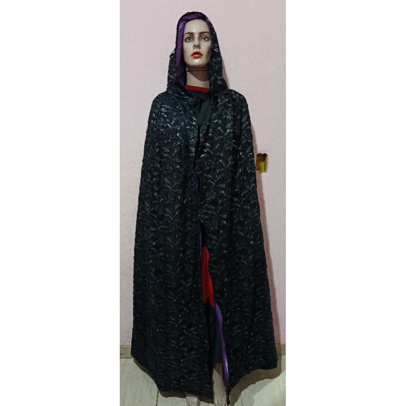 Capa de pomba gira umbanda/candomblé Maria Mulambo, em renda transparente com somente capuz ou com corpo da peça forrado