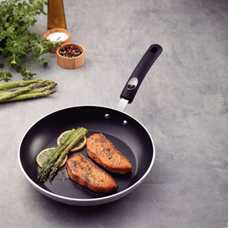 Frigideira Fritadeira Tramontina Profissional Antiaderente Starflon Pemium Alumínio 24cm 1,6L Indução em Oferta na Shopee