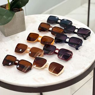 Óculos de Sol Feminino Blogueira Em Alta Tendencia Promoção Doha + Case Proteção UV em Oferta na Shopee