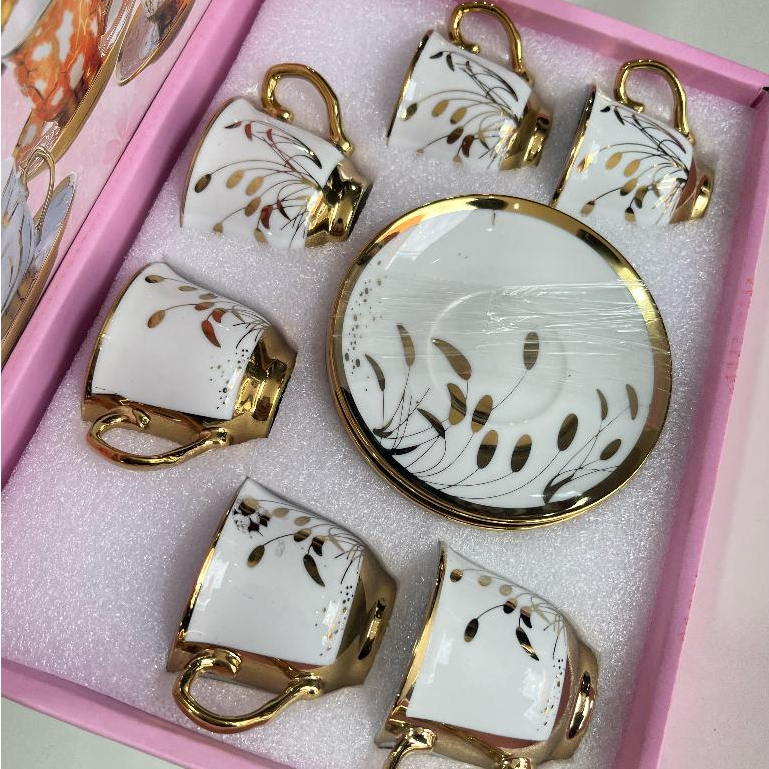 Xícara de Café com Pires em Porcelana: Onde Comprar | BuscaProdutos