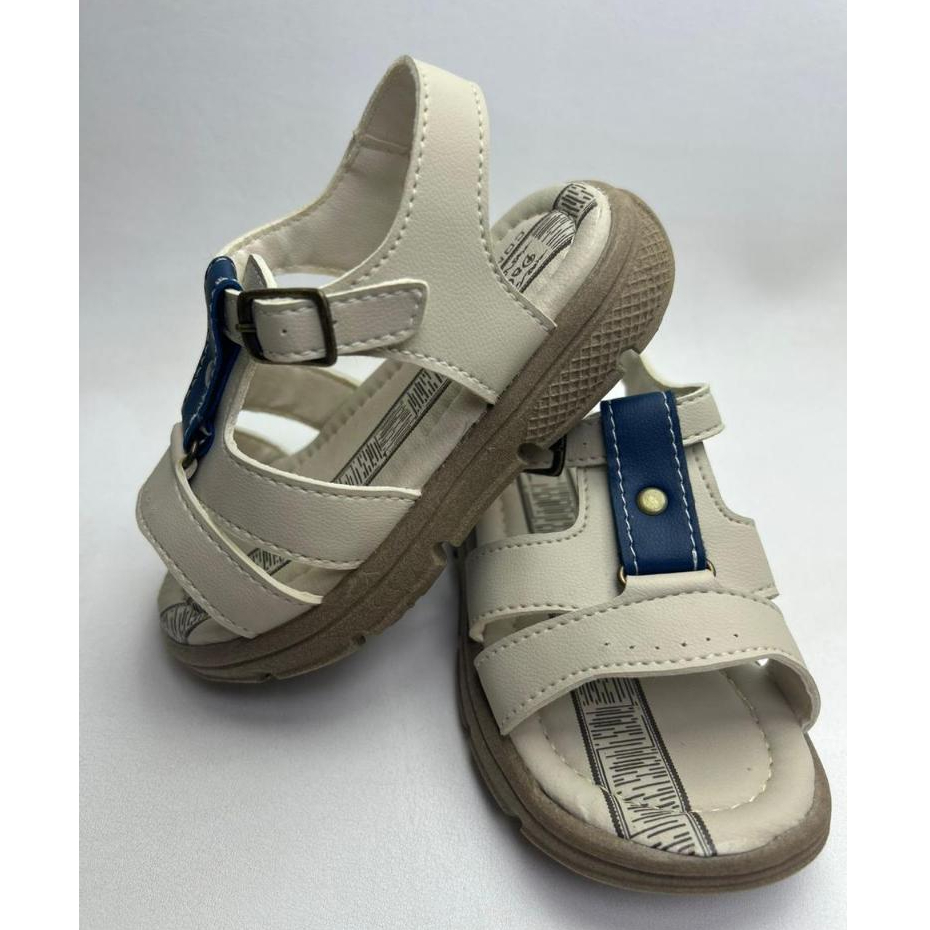 Papete Infantil Menino Escolar Fivela Passeio Sandália Antiderrapante Confortável Leve Macia