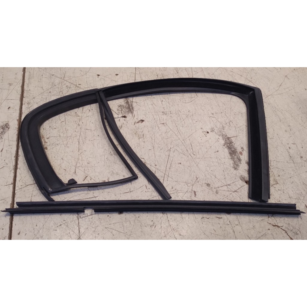 Kit Pestana Porta Traseira Direita Megane Sedan 06/11 Rn2247