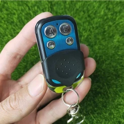 Controle Remoto Universal para Portão Elétrico Eletrônico Garagem com Chaveiro 4 Botões